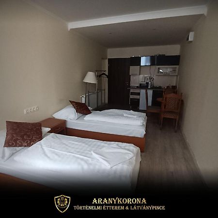 Aranykorona Apartmanhaz 米什科尔茨 外观 照片
