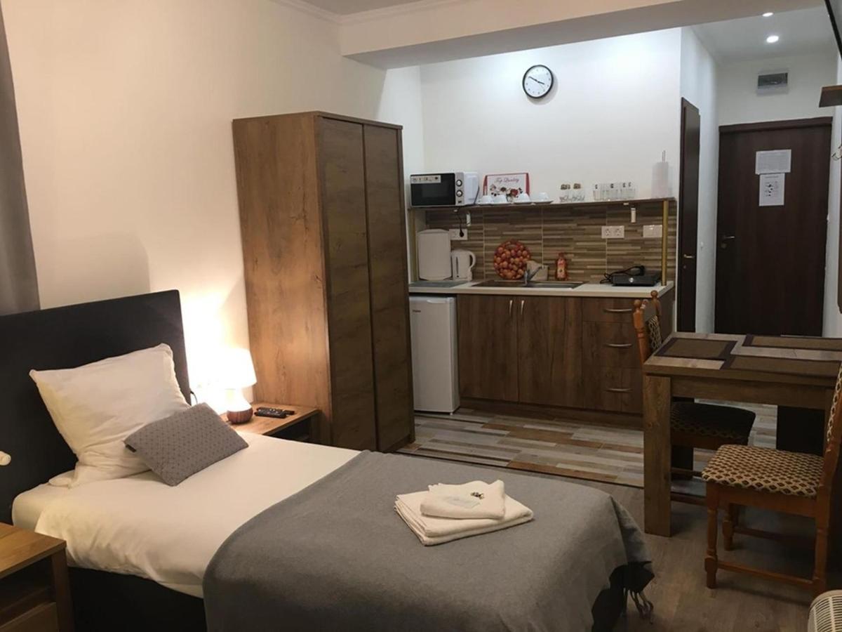 Aranykorona Apartmanhaz 米什科尔茨 外观 照片